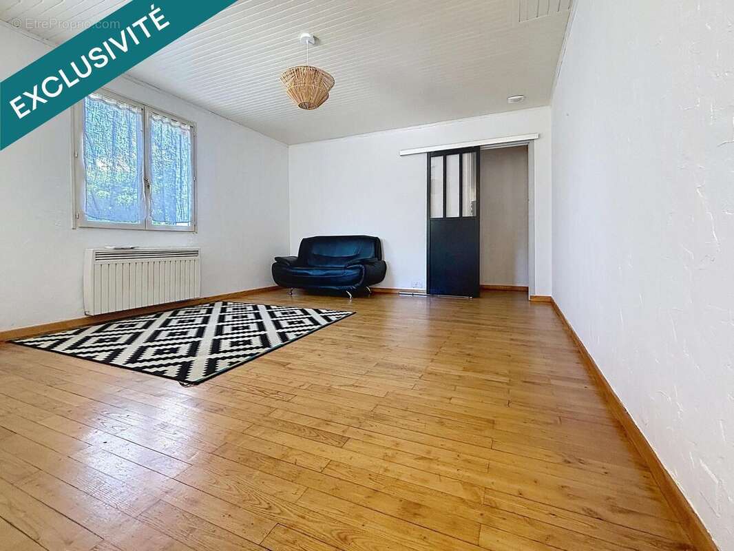 Photo 8 - Maison à VILLENEUVE-LA-COMPTAL