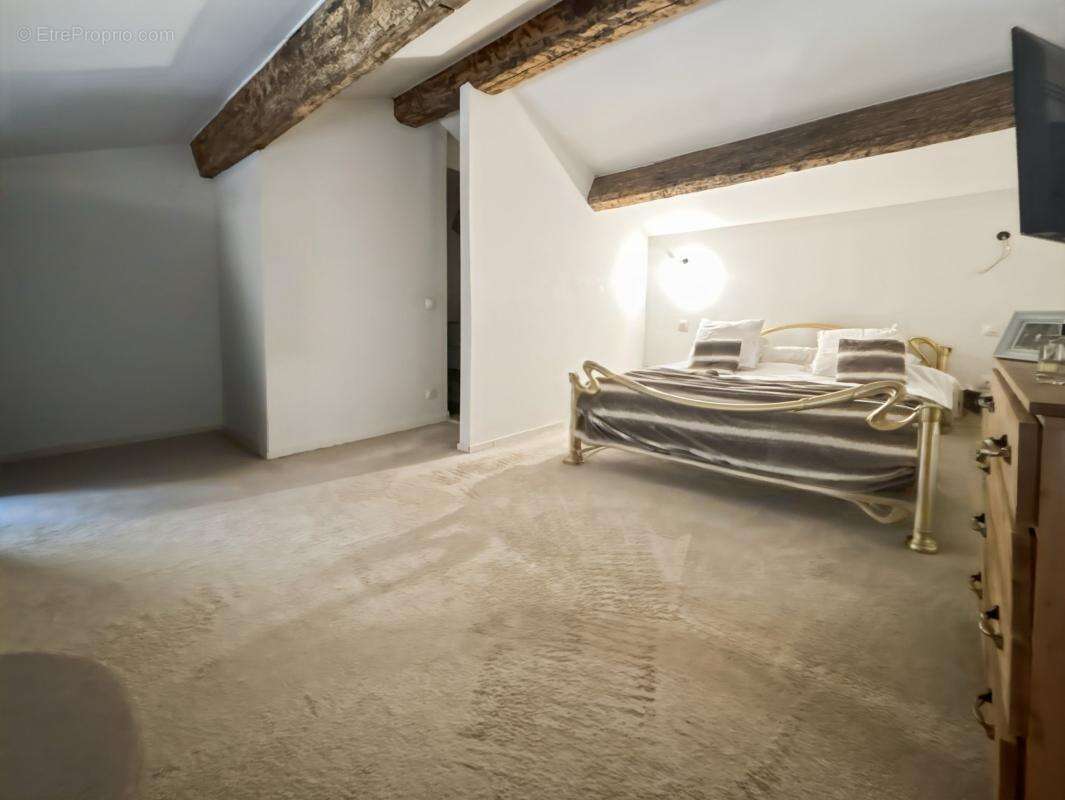 Maison à QUARANTE