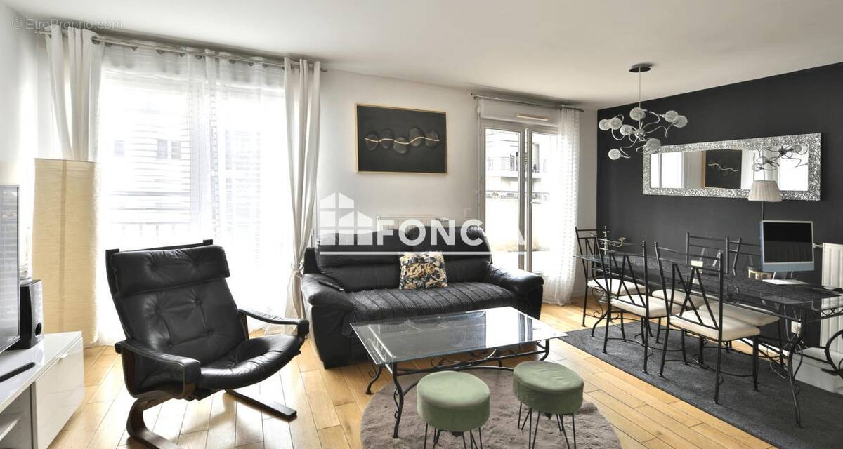 Appartement à SARTROUVILLE