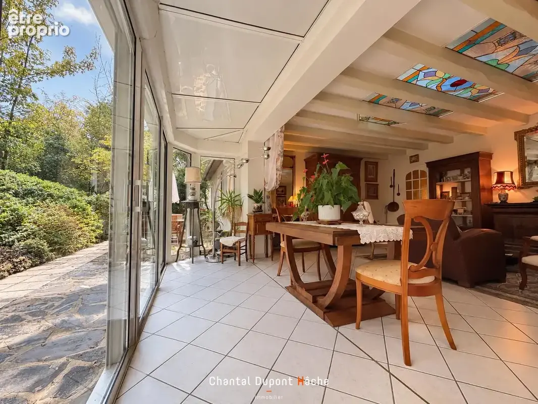 LE COUDRAY- Cadre exceptionnel pour cette maison de 167m2 sur un parc arboré de plus de 2700m2! - photo 5