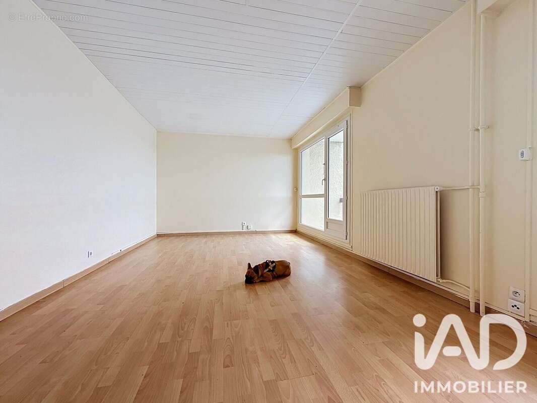 Appartement 54 m² à Maurepas  - photo 2