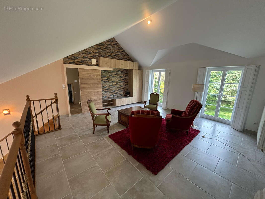 Maison à CHARLEVILLE-MEZIERES