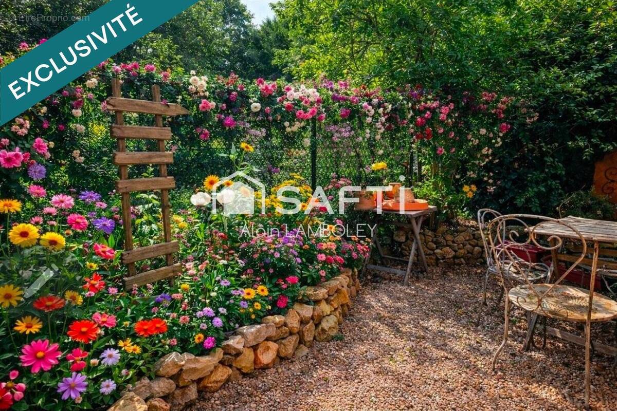 Photo 1 - Maison à SAINT-MAXIMIN-LA-SAINTE-BAUME