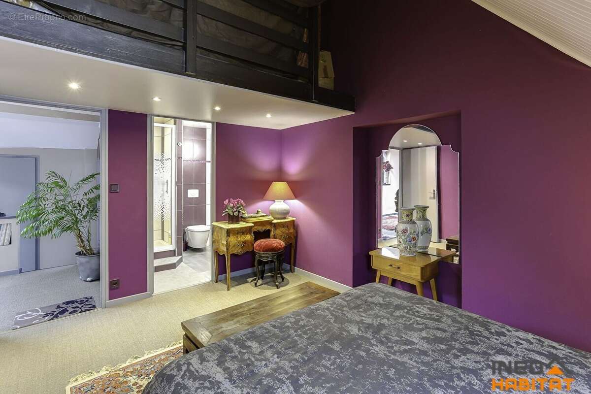 Maison à NOYAL-CHATILLON-SUR-SEICHE