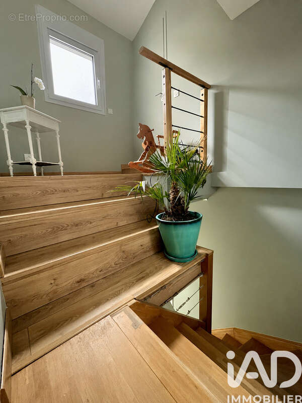 Maison 155 m² à Clamart  - photo 7