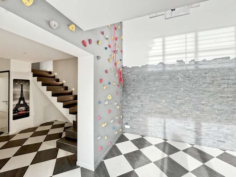 Maison à CHAUMES-EN-BRIE