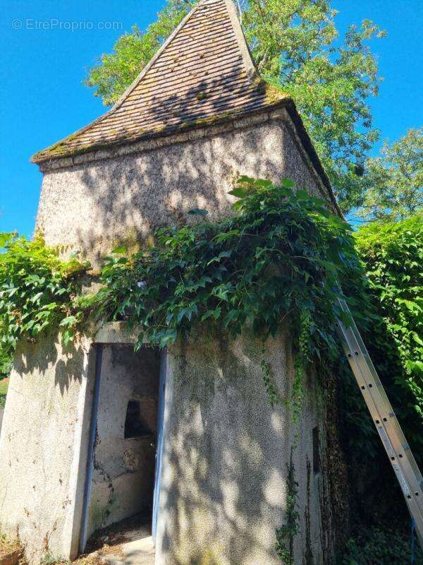 Maison à CHATEAUNEUF-SUR-CHER