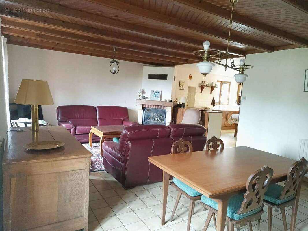 Maison à VACQUEVILLE