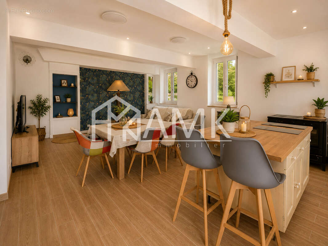 Maison en pierre 4 chambres, Grange attenante .Et un potentiel exceptionnel ! - photo 11