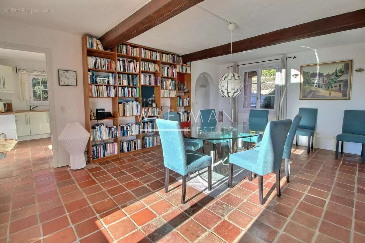 Maison à MONTAUROUX
