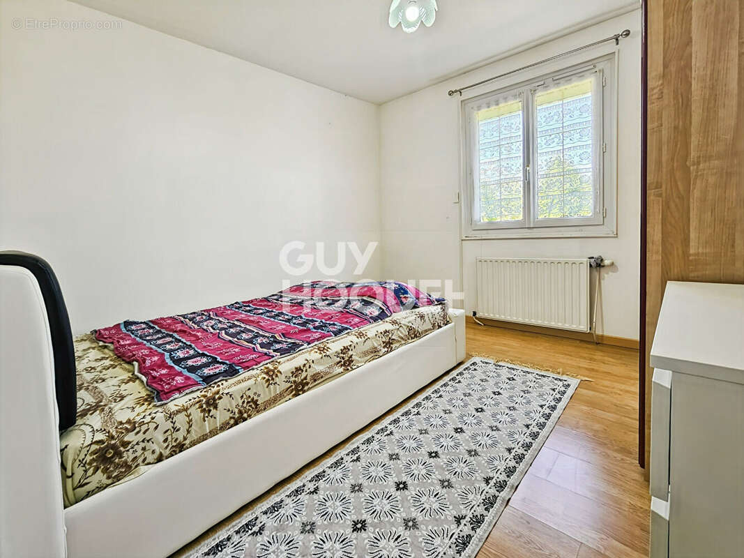 Maison à FONTENAY-TRESIGNY