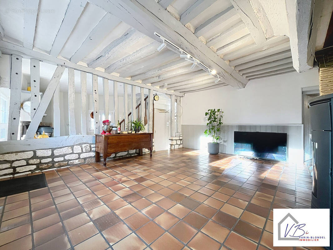 Maison à LILLEBONNE