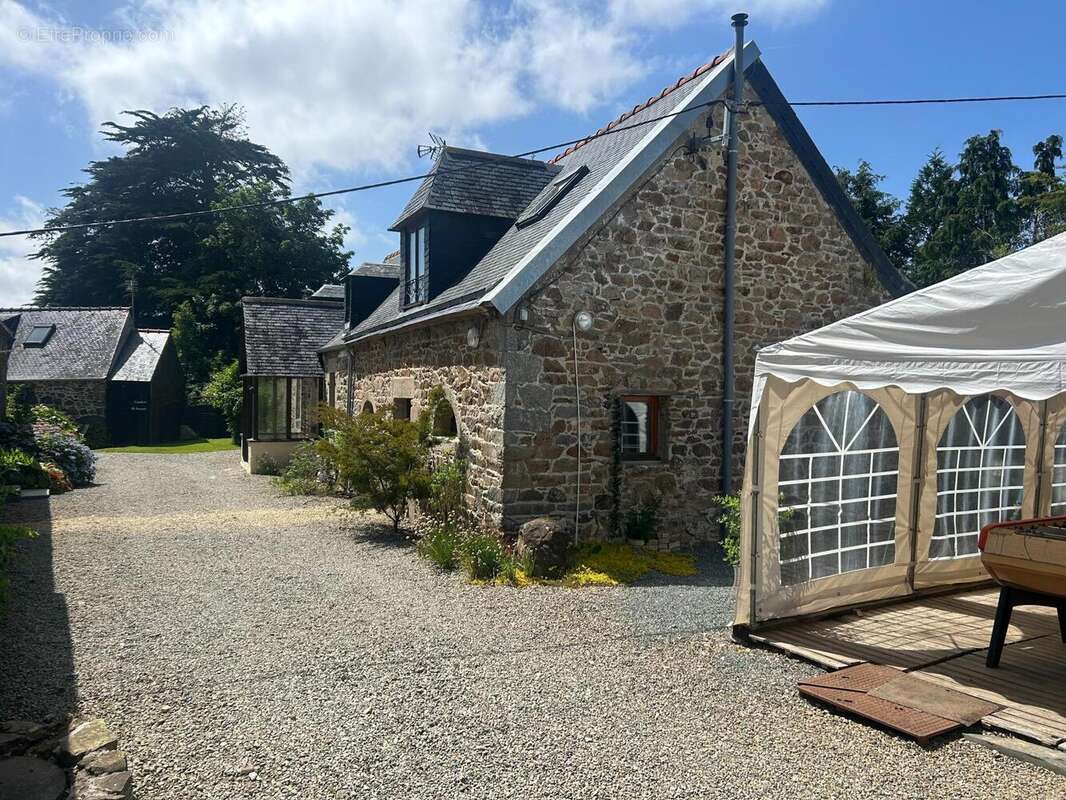 Photo 2 - Maison à PLESTIN-LES-GREVES