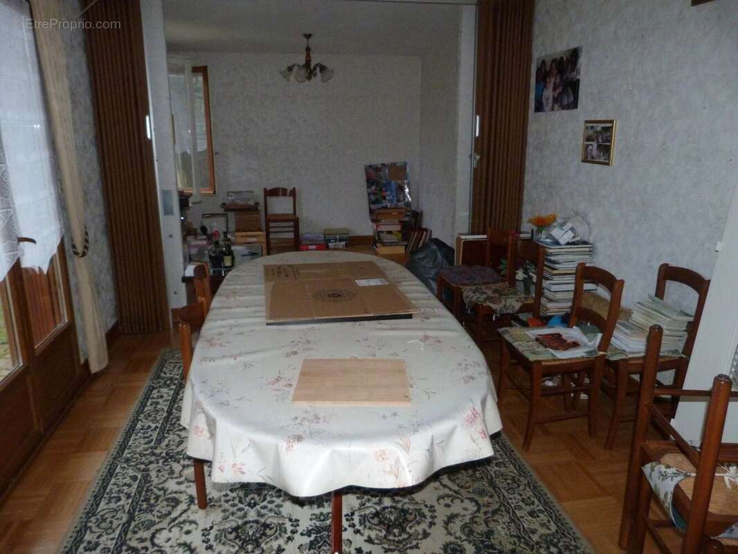 Maison à MEHUN-SUR-YEVRE