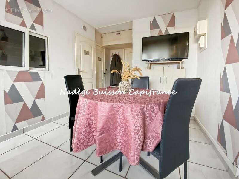 À vendre Cabourg – Studio avec espace nuit cabine, terrasse et loggia à 800 m de la plage - photo 5