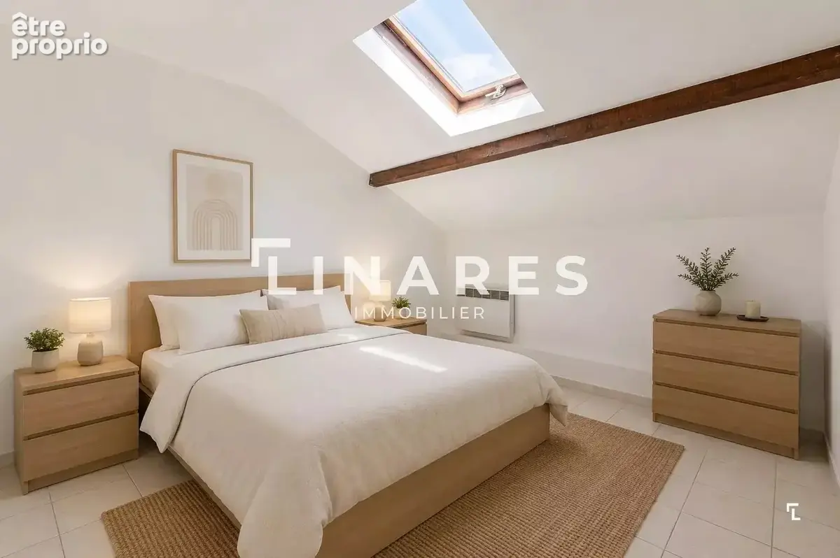 LE SAINT-JULIEN - Maison de village T3 Duplex de 70m2 - 13012 - photo 3