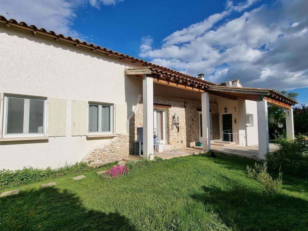 Maison à LES PLANS