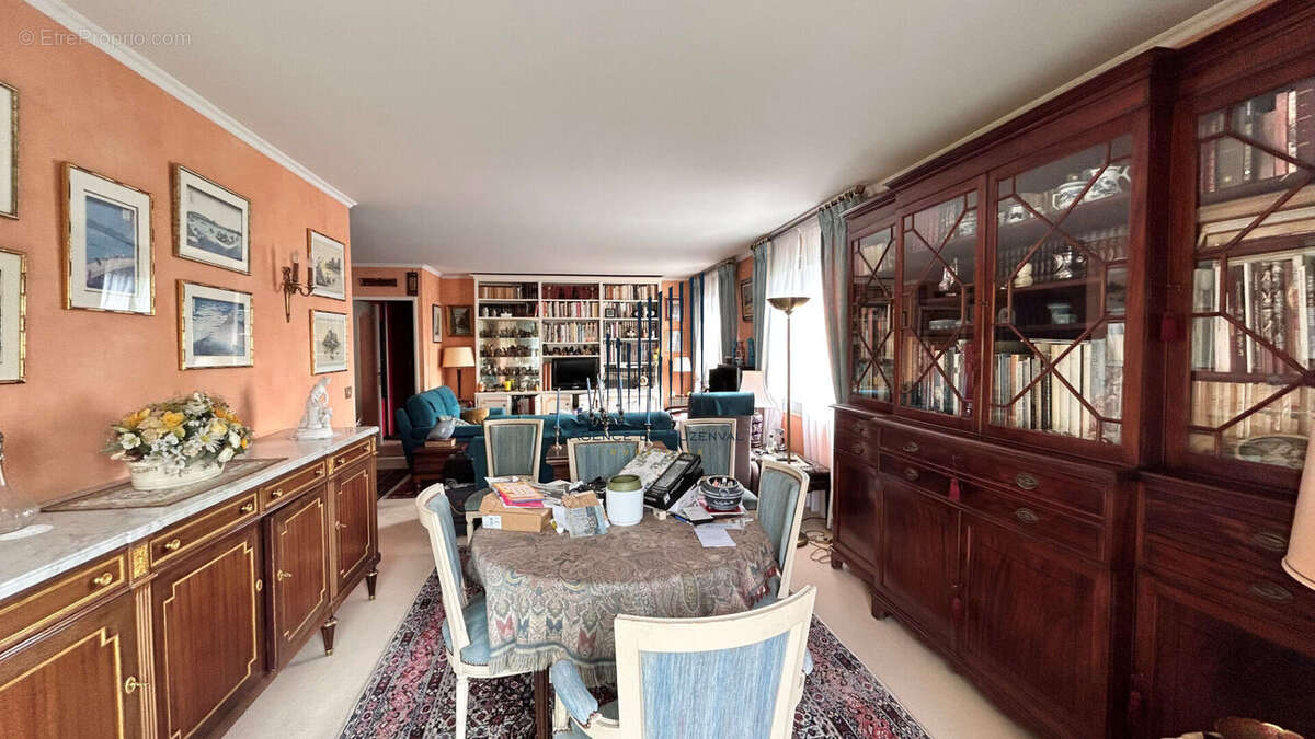 Appartement à RUEIL-MALMAISON