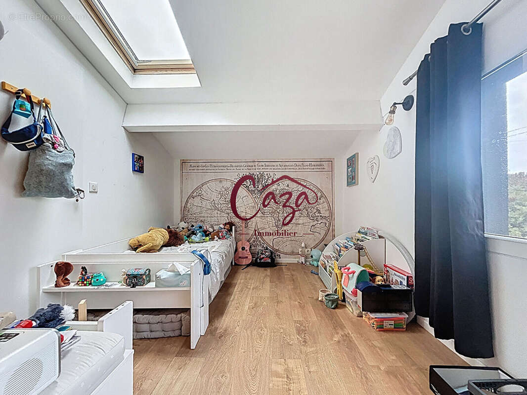 Maison à CAMBLANES-ET-MEYNAC