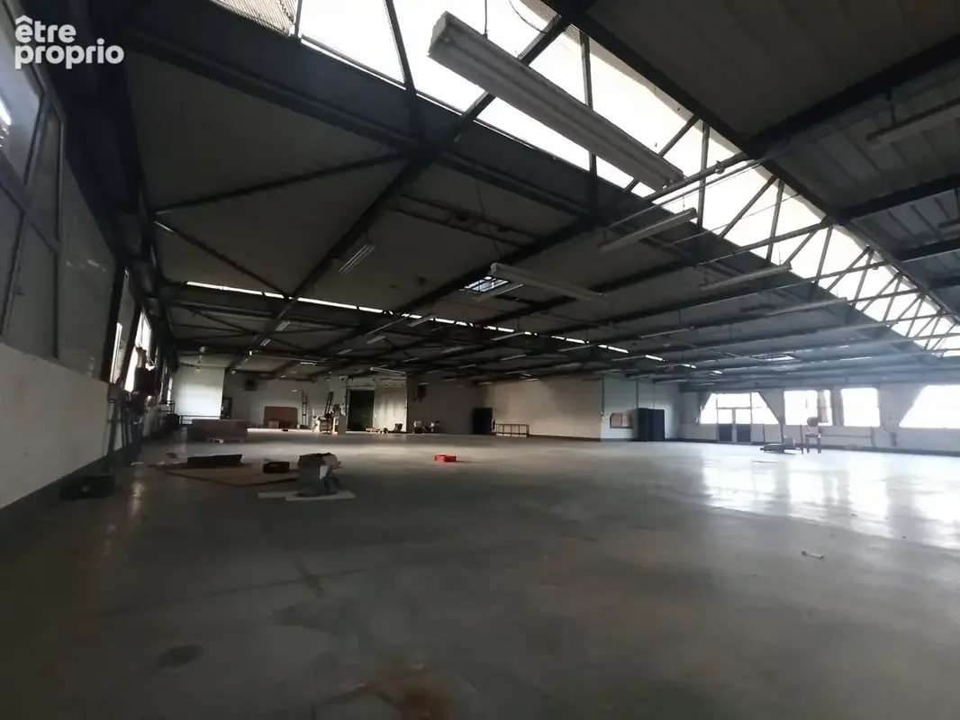 St junien / rochechouart - vente 1.300m2 locaux entreprise - photo 16