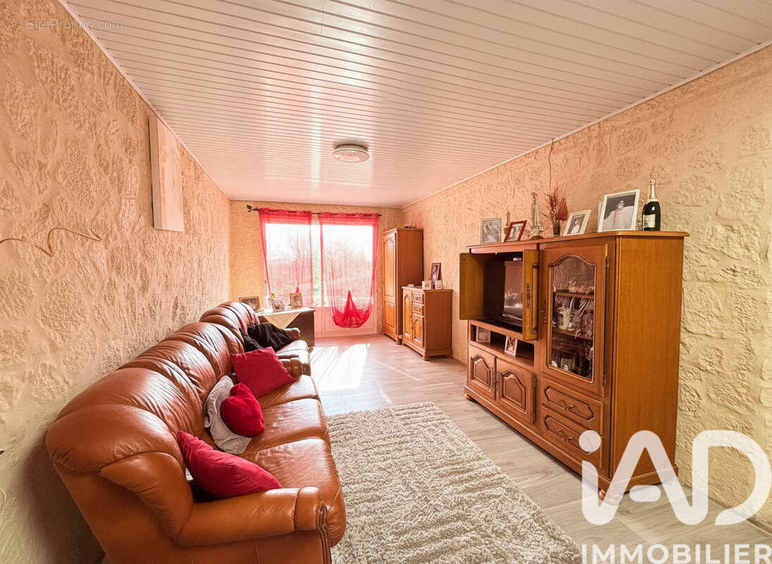 Photo 8 - Maison à PIERREFITTE-SUR-SEINE