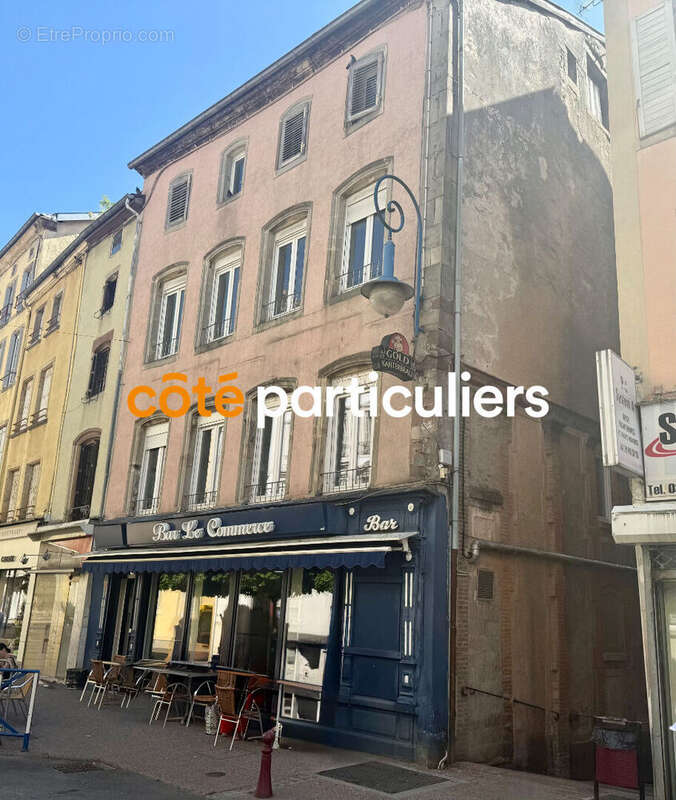 Appartement à MIRECOURT