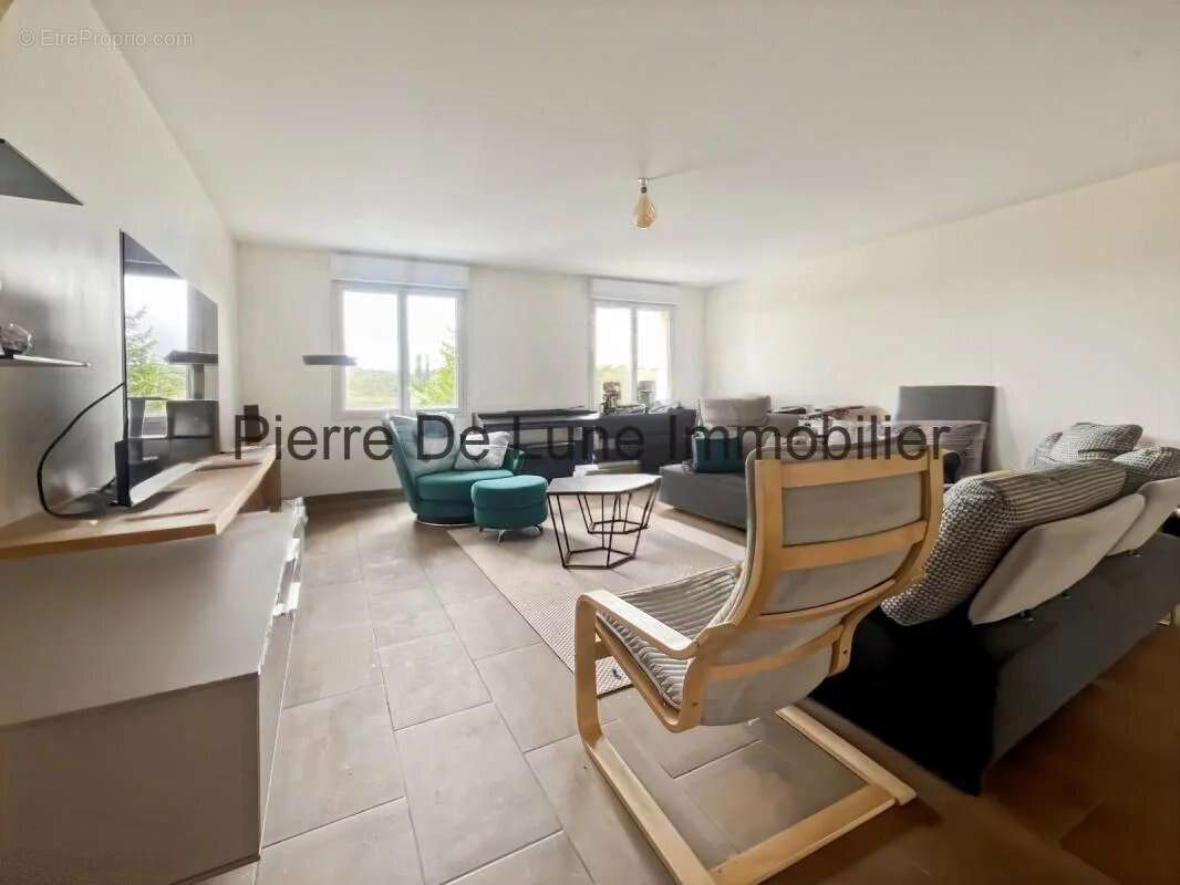 Appartement à OINGT