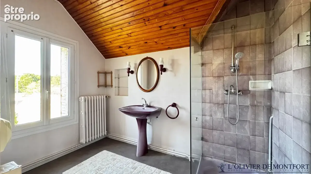 Maison de charme sur terrain de près de 2 hectares. - photo 16