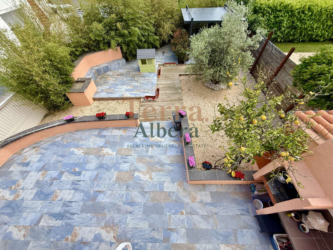 Villa proche du centre - photo 16