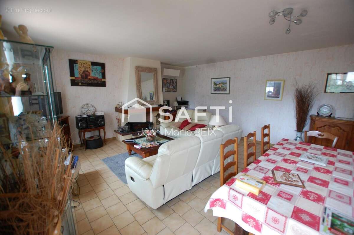 Photo 4 - Maison à SAINT-GERMAIN-DE-LUSIGNAN