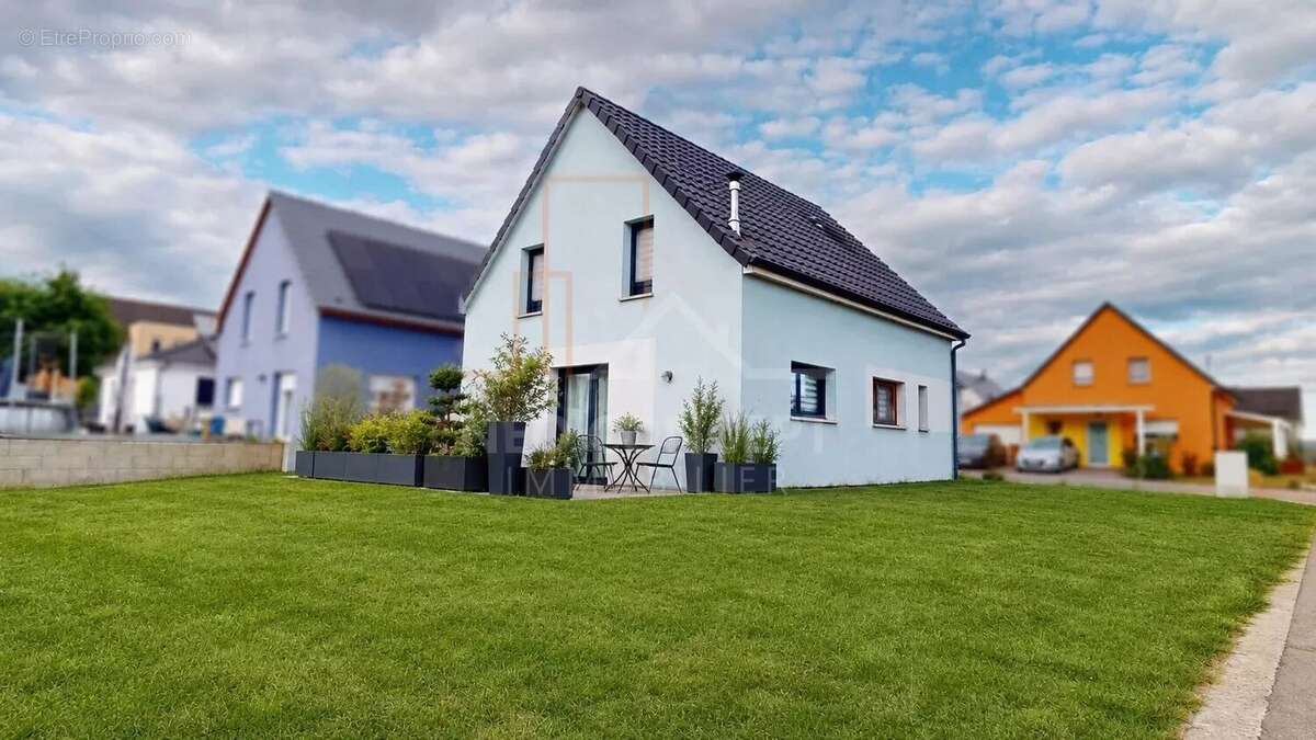 Maison à STUNDWILLER