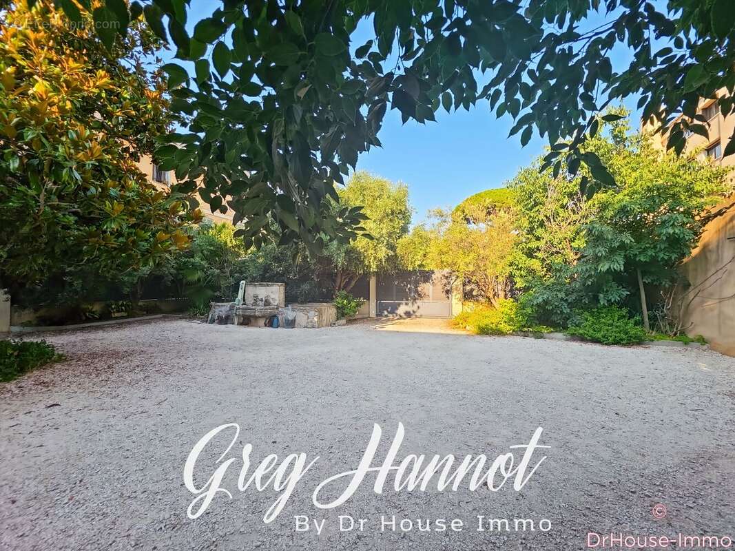 Terrain à LA VALETTE-DU-VAR