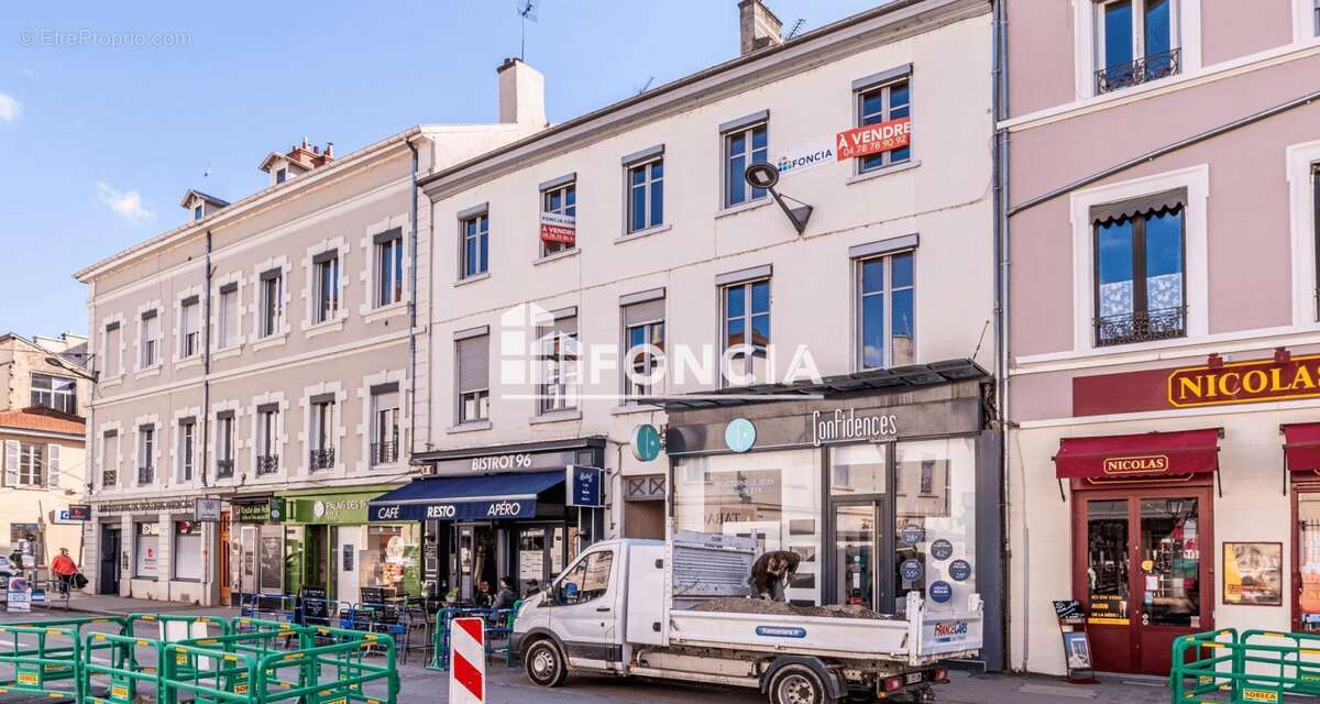 Appartement à LYON-8E