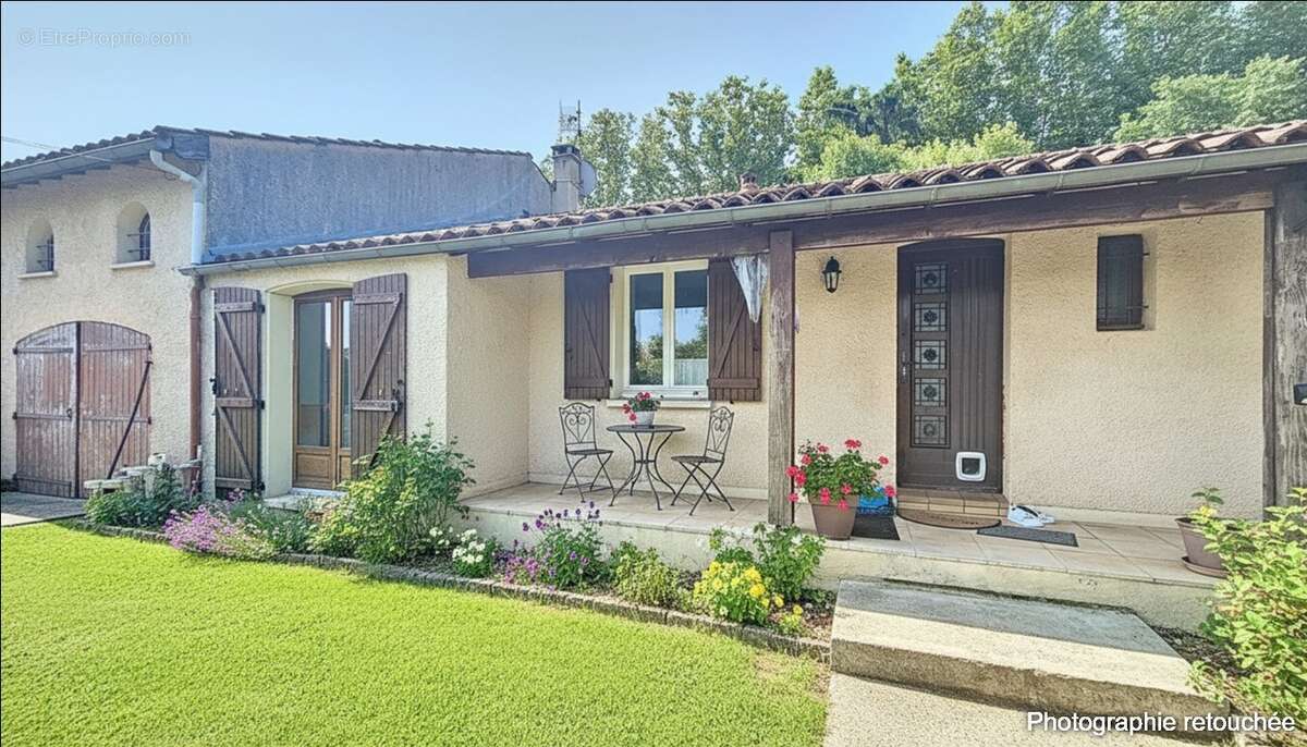 Maison à SAINT-SULPICE