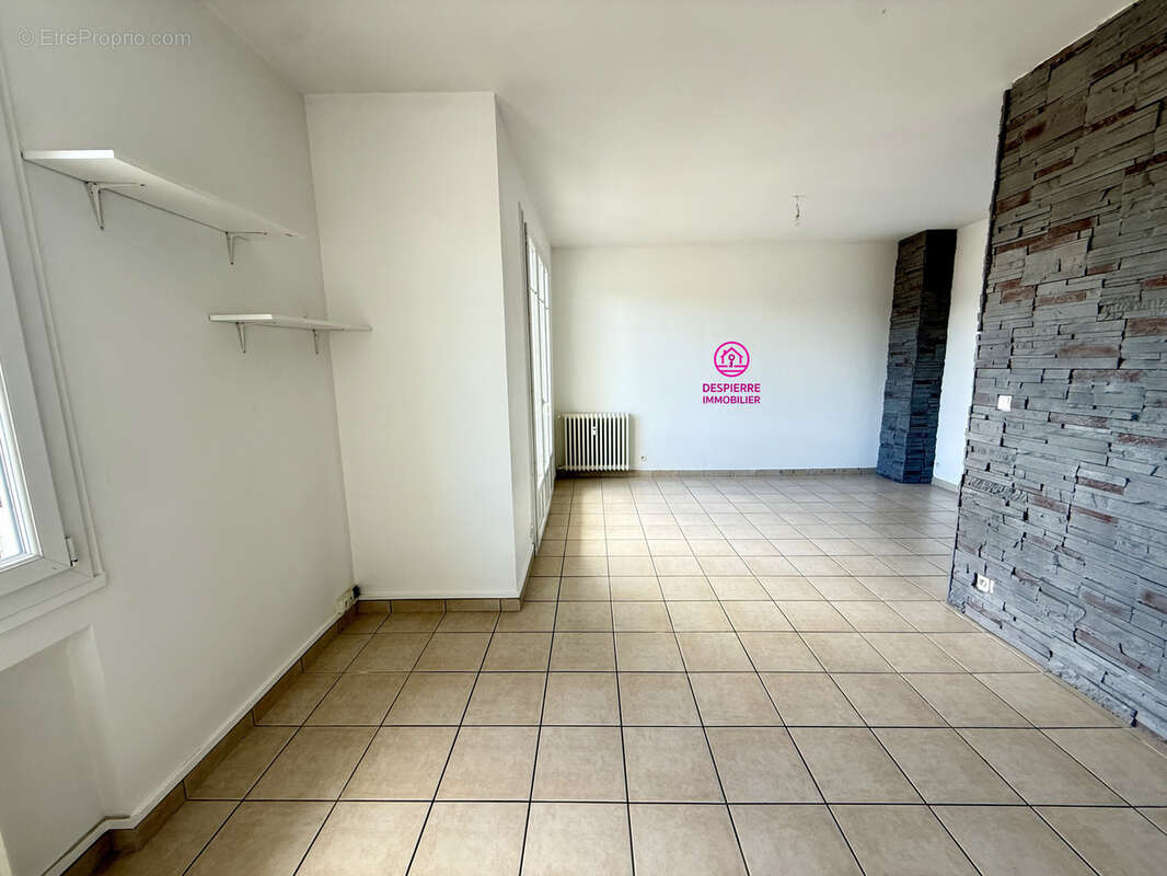 Appartement à ROUSSILLON