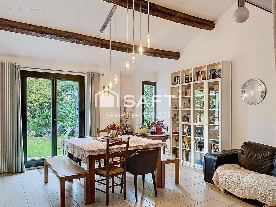 Photo 4 - Maison à CHAMPS-SUR-MARNE