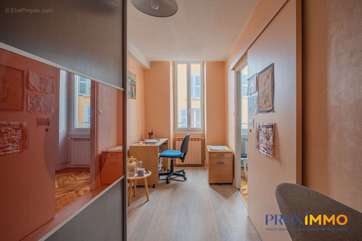 Appartement 101 m² à Voiron  - photo 5