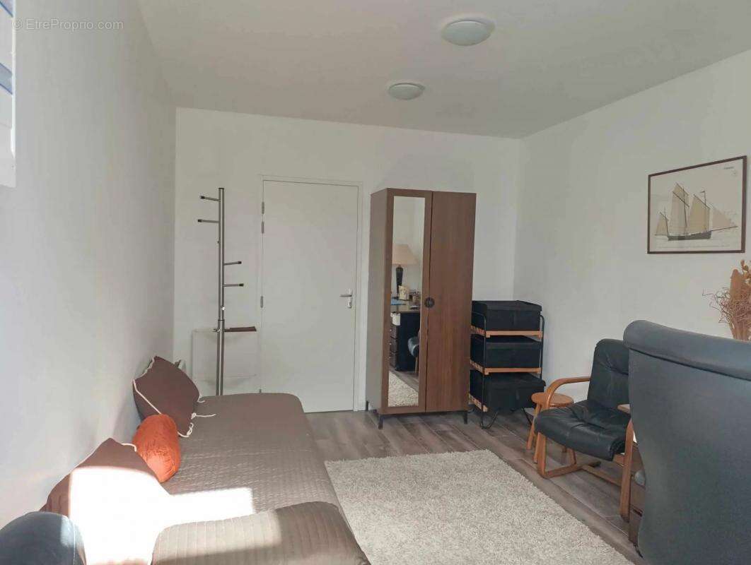 Commerce à LE RELECQ-KERHUON