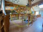 Commerce à SAINT-PIERRE-DE-CHARTREUSE