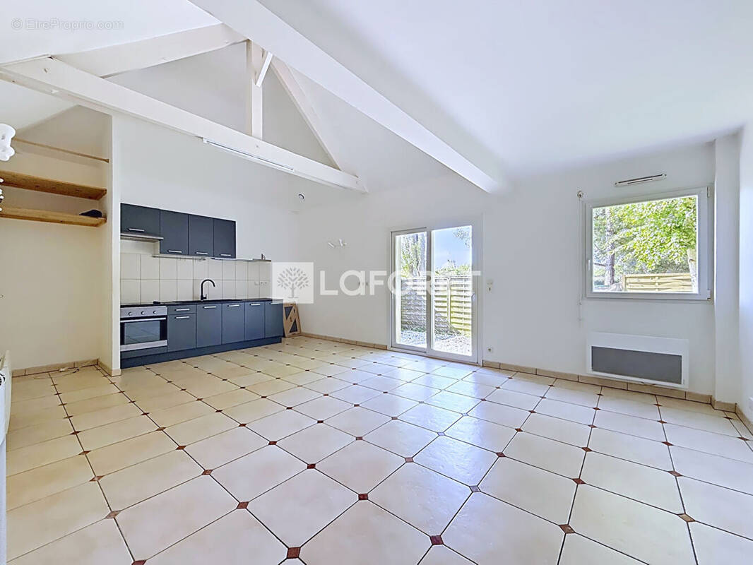 Appartement à OUISTREHAM