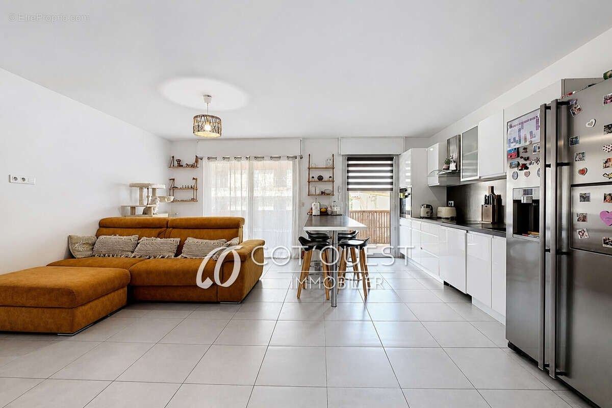 Appartement 85 m² à Saint-Laurent-Du-Var  - photo 3
