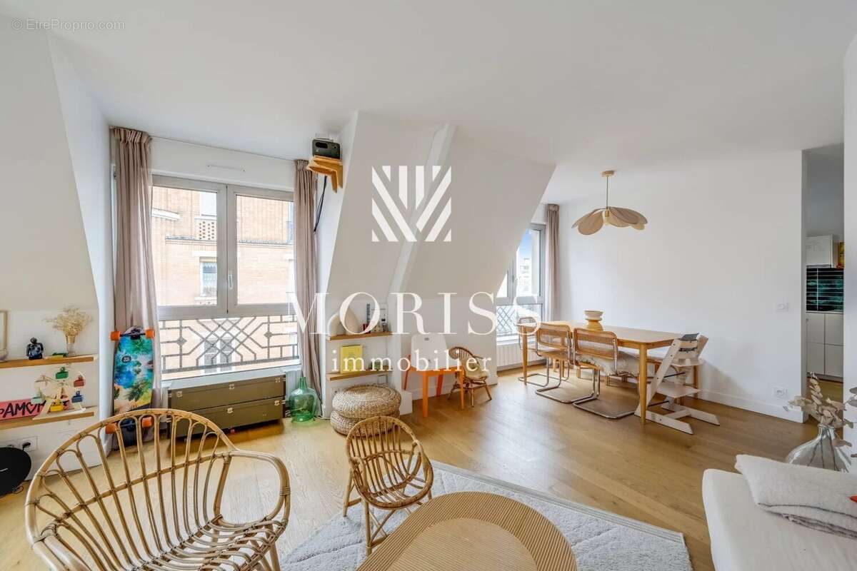 Appartement à PARIS-18E