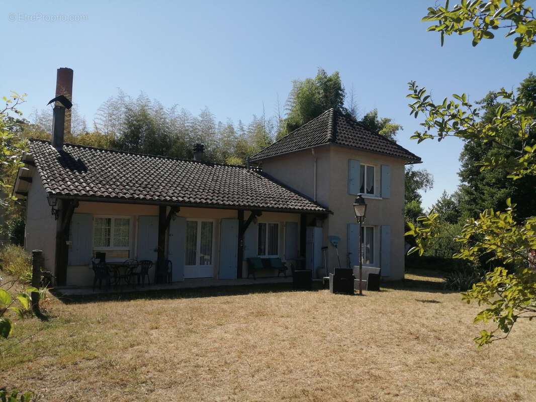 Maison à SAINT-PRIVAT-DES-PRES