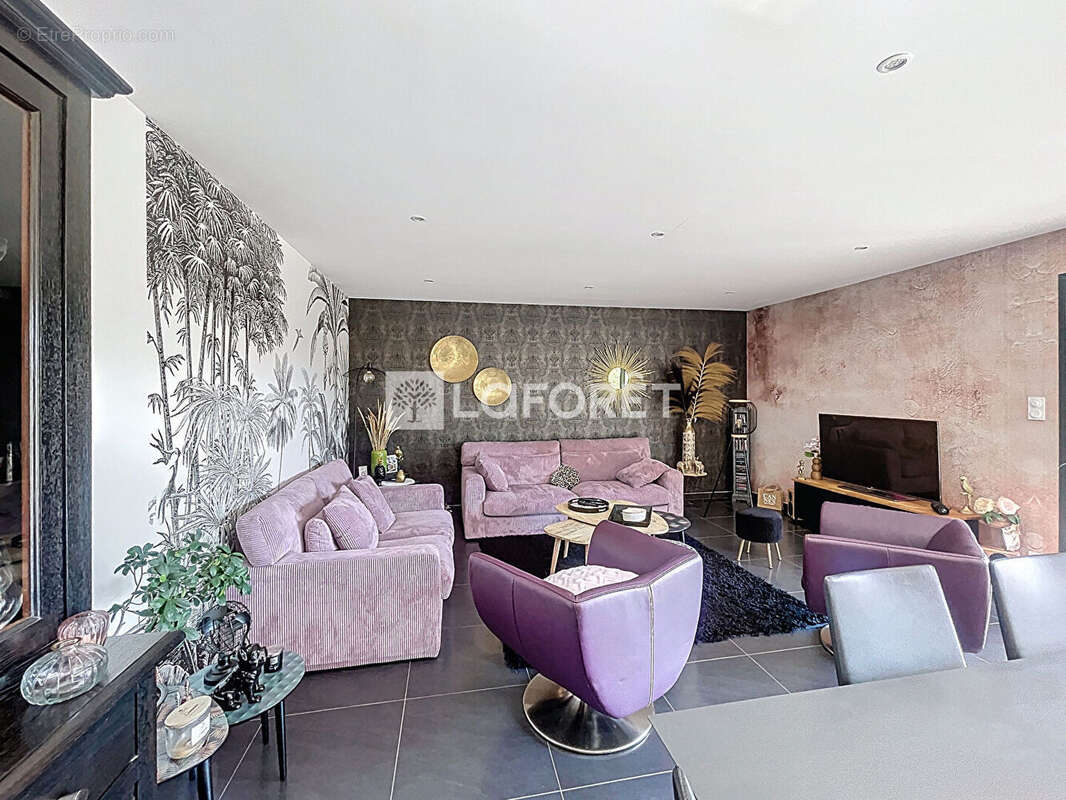 Maison à SAINT-GEORGES-DES-GROSEILLERS