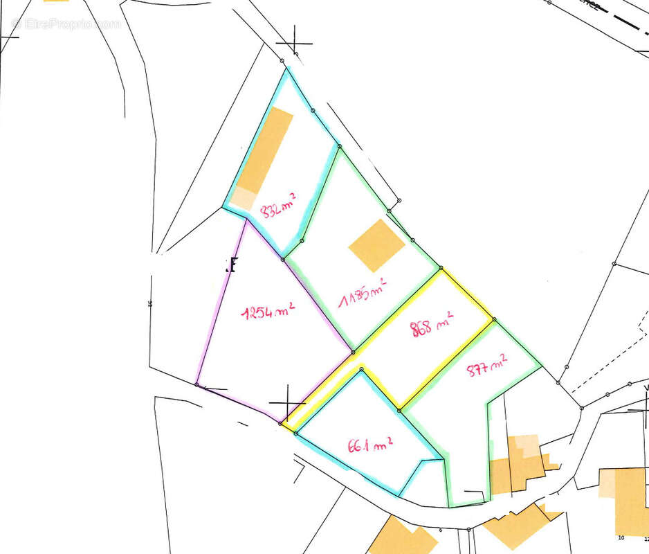Terrain à SAINT-SIMON-DE-BORDES