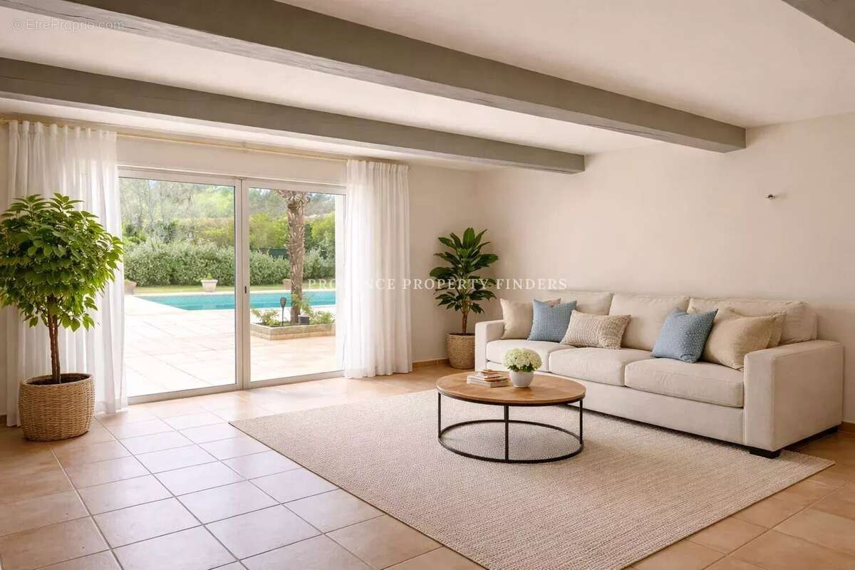 Maison à SAINT-ANTONIN-DU-VAR