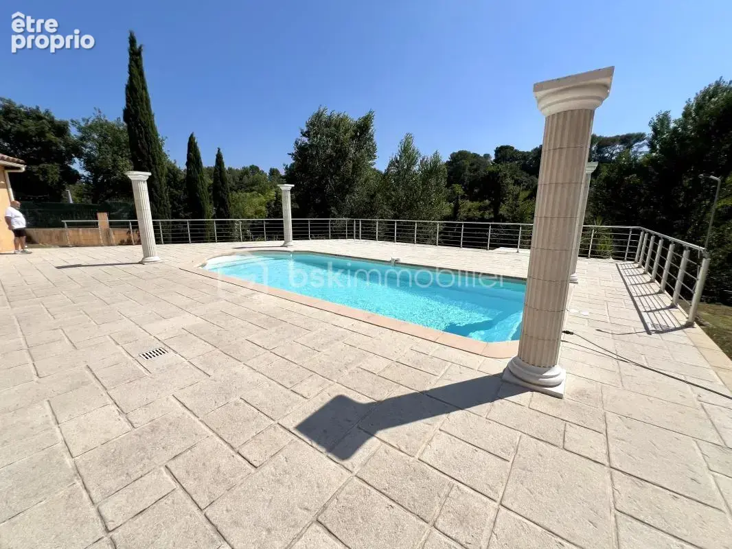 La Motte (83920) - Villa de plain pied - 4 Chambres - Piscine - photo 11