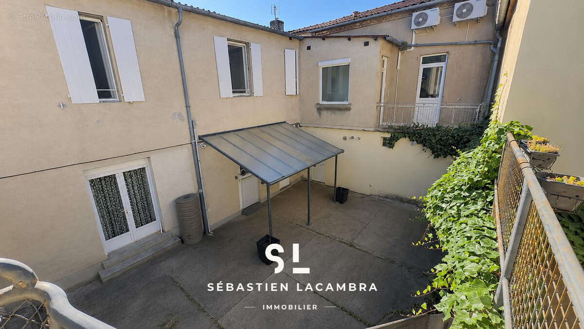 Appartement à SAINT-JUERY
