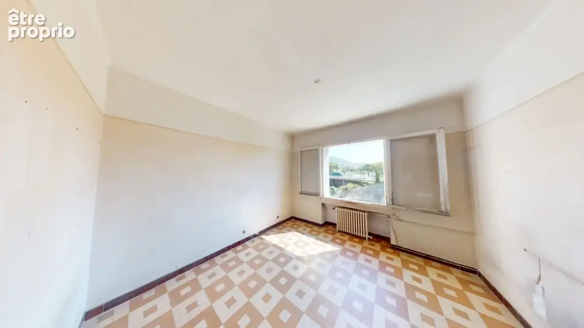 Appartement 78 m2 avec balcons et cave - photo 8