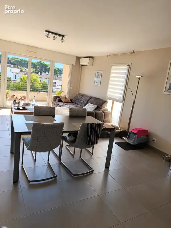Appartement T3 dernier étage, terrasse et garage double à St Raphaël - photo 8